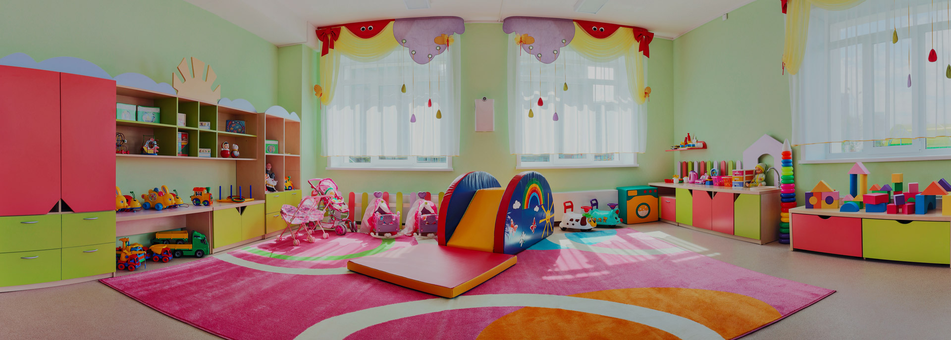Banner03 Little World Montessori Day Care Pre School